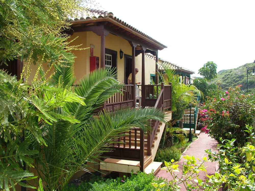 Oasis San Antonio Hotel Los Cancajos Exterior photo